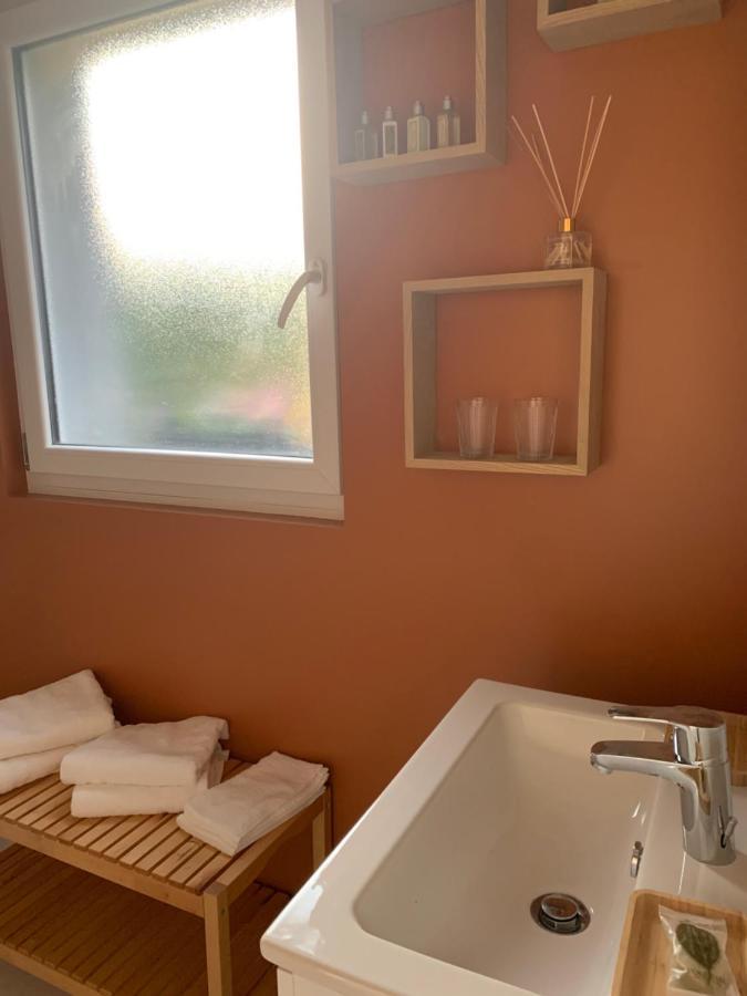 Dom'S Garden Bed & Breakfast Livarot-Pays-d'Auge Bagian luar foto