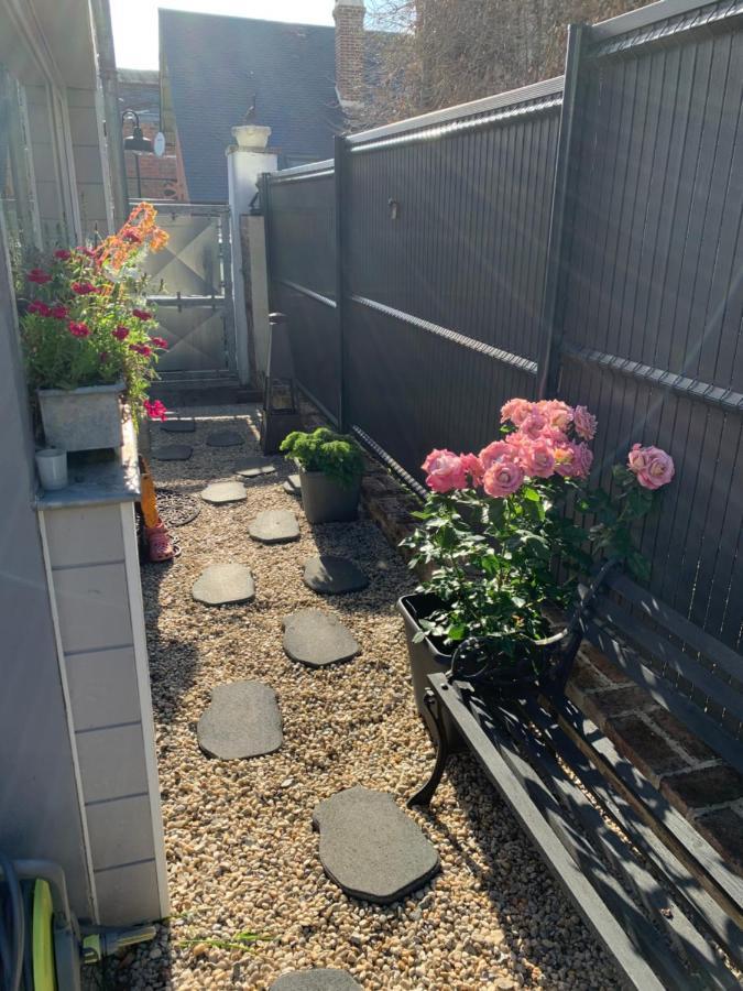 Dom'S Garden Bed & Breakfast Livarot-Pays-d'Auge Bagian luar foto